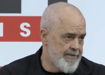 “Kompani publike për karburantet”, Rama: Paguajmë sigurimet shoqërore për kujdestarët e fëmijëve me aftësi ndryshe