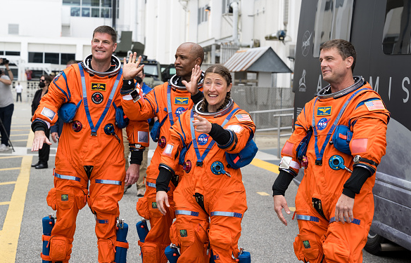 Misioni i parë pas 50 vitesh, NASA nis 4 astronautë në Hënë