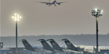 Do të fluturoni këto ditë? Si përkthehet kriza e Hormuzit për industrinë e Aviacionit Civil