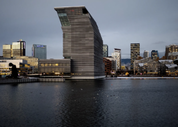 Përmbyset renditja globale, cili është vendi më i pasur në botë, superfuqitë mbeten jashtë “Top 10”