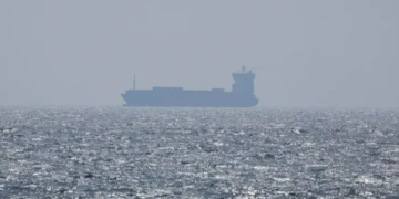 Kriza në Gjirin Persik, 43 anije ende të bllokuara