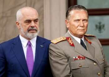 Balancimi si art: Çfarë e afron dhe çfarë e ndan Edi Ramën nga Josip Broz Tito