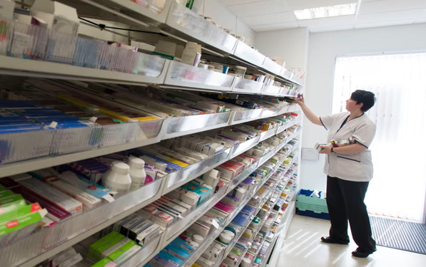 Lufta prek edhe paracetamolin në tregun evropian, rritet çmimi