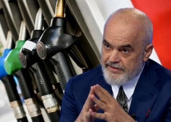 Qeveria miraton uljen e akcizës për karburantet, por me një KUSHT