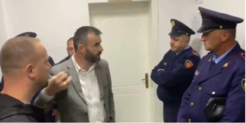 Banorët e Gjoricës kundër fotovoltaikëve, sherr te bashkia, dështon mbledhja e këshillit