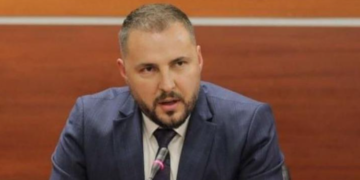 Lirohet nga detyra Drejtori i Burgjeve, Klevis Qose, kush e zëvendëson