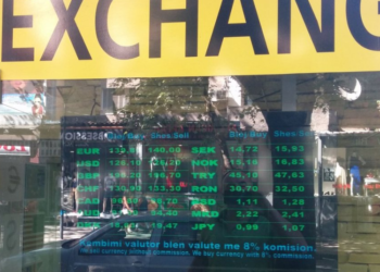 Kursi i këmbimit valutor: Bie euro, forcohet sërish dollari amerikan