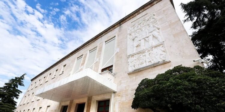 Qeveria publikon planin për zhvillimin deri në 2030, pranon mungesë koordinimi dhe fondesh