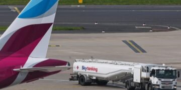 Salvini qetëson italianët dhe rajonin: Kemi karburant avionësh, por kriza mbetet ende kërcënim