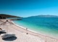 Pavarësisht shtrenjtimit, riviera shqiptare mbetet ende një alternativë e lirë krahasuar me rajonin