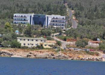 Privatizohet edhe pika kufitare e Dhërmiut