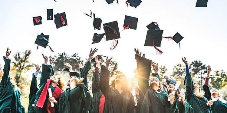 Universitetet private, “parajsa” e studentëve të huaj – Shaqiri: Interesi më i madh nga indianët. Impakti social mbetet për t’u parë