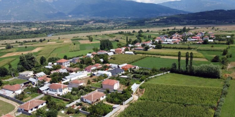 Parku fotovoltaik në Gjoricë drejt gjykatës, thellohet përplasja në Bulqizë