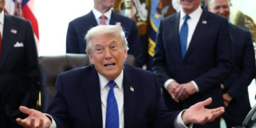 Donald Trump zbulon pse nuk vesh antiplumb