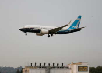 Boeing MAX 7 pritet të certifikohet këtë verë, kompania rrit ritmin e prodhimit