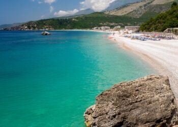 Media italiane: Plazhet si kartolinë, arsyeja pse duhet të vizitosh Himarën