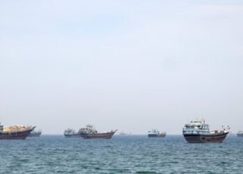 Sinjale për marrëveshje? Dy çisterna me naftë kalojnë Hormuzin