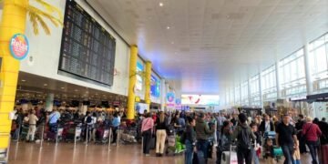 Grevë në Aeroportin e Brukselit, pritet përgjysmimi i fluturimeve në 12 maj