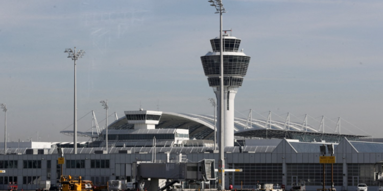 Alarm për dron, mbyllet përkohësisht aeroporti i Mynihut në Gjermani