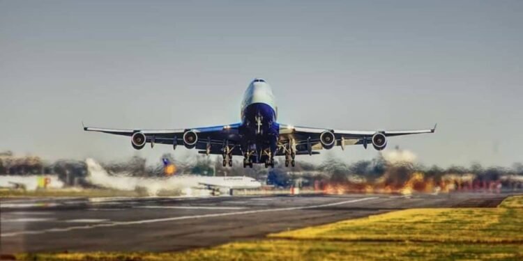 Çfarë është shpejtësia V1, pas së cilës nuk ka më kthim pas për avionët