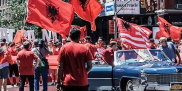 Shqipëria rrezikon të humbasë përgjithmonë diasporën, asimilohet brezi i dytë