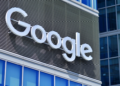 “Revoltë” brenda Google, punonjësit kundër përdorimit të AI në projekte ushtarake sekrete