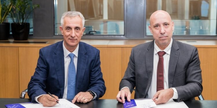 Projekt i ri digjital Shqipëri–Greqi: Marrëveshje për korridor të ri me fibra optike tokësore dhe nënujore