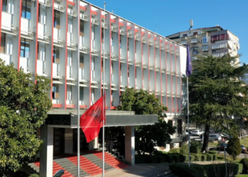 Ministria e Jashtme njofton 10 pozicione të lira pune pranë misionit shqiptar në Bruksel: Si të aplikoni