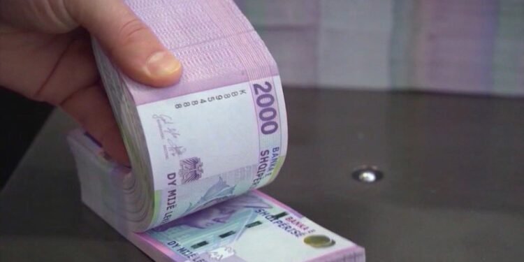 Interes i lartë për obligacionet 20-vjeçare – Yield 6.5% dhe konkurrencë e fortë. Çfarë ofron tjetër maji për investitorët?