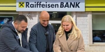 Komision deri në 50 %/ Konkurrenca zbulon si i rrjep Raiffeisen Bank qytetarët me komisionet e sigurimit të kredisë