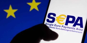 Vetëm në 6 muaj, shqiptarët kryejnë 4.3 miliardë euro transferta përmes SEPA-s
