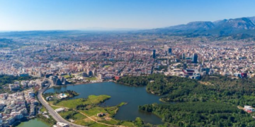 “La Vanguardia”: Shqipëria, në qendër të udhëtimit magjepsës në Ballkan