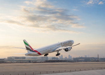 LUFTA/ Emirates shkurton ndjeshëm fluturimet, “tërmet” në aviacionin civil