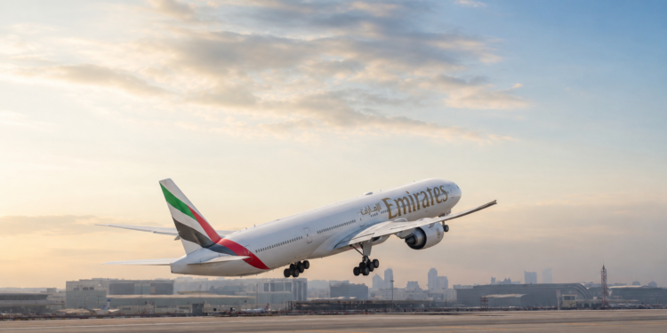 LUFTA/ Emirates shkurton ndjeshëm fluturimet, “tërmet” në aviacionin civil