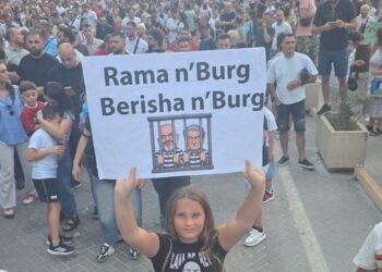 Kjo nuk është më një protestë për Zvërnecin…