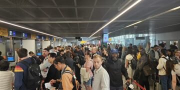 Sistemi EES, kreu i IATA-s paralajmëron kaos në aeroportet europiane gjatë verës