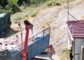 Dy ditë para protestës, hiqet gardhi që pengonte qytetarët të shijonin plazhin e Kakomesë
