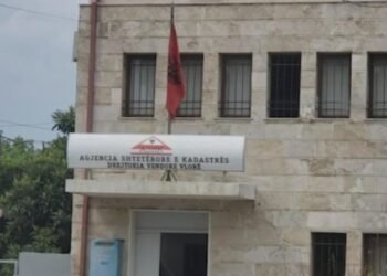 EMRAT e zyrtarëve/ SPAK kontrolle te krerët Hipoteka Vlorës në kuadër të hetimeve për pronat në Zvërnec