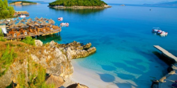 “The Wom Travel’: Rëra e bardhë dhe ujërat e kthjellëta, sekretet e suksesit të Ksamilit