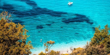 “Skyscanner”: Saranda kryeson listën e destinacioneve verore për t’u zbuluar këtë verë