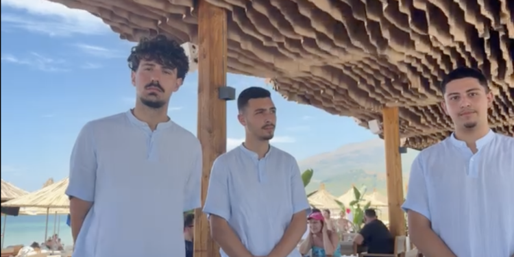 Rama nxjerr VIDEON nga Vlora: Kamarierët paguhen nga 1 mijë euro dhe bakshishet i mbajnë VETË!