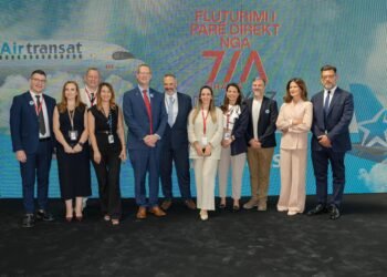 FOTO/ Aeroporti Ndërkombëtar i Tiranës nis fluturimet direkte mes Tiranës dhe Torontos, Kanada