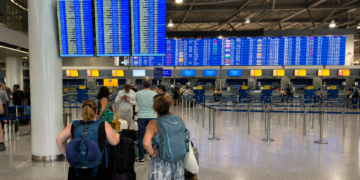 FLUTURIMET/ BE drejt rregullores strikte për mbrojtjen e të drejtave të pasagjerëve