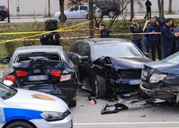 Shpërthim aksidentesh në Tiranë, Policia Rrugore e fokusuar te gjobat dhe jo te siguria