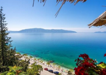 “Time Out”: Udhëtim mbi det, për herë të parë, fluturime me hidroavion midis Shqipërisë dhe Greqisë