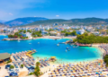 “Le Figaro”: Shqipëria kryeson preferencat e turistëve francezë për pushimet verore