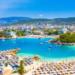 “Le Figaro”: Shqipëria kryeson preferencat e turistëve francezë për pushimet verore