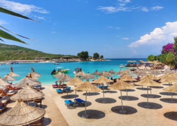Media italiane: Mes plazheve dhe trashëgimisë kulturore, Shqipëria në krye të tendencave turistike