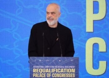 Rama prezanton projektin për Pallatin e Kongreseve: Ndërtesa ka probleme serioze, por do të ruhet identiteti