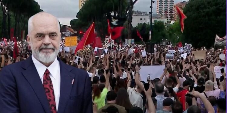 Gjenerata Z kërkon “kokën” e tij dhe të Berishës, Rama letër mediave të huaja: Janë vetëm 2 mijë veta në shesh